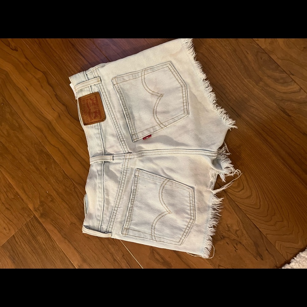 Levi shorts